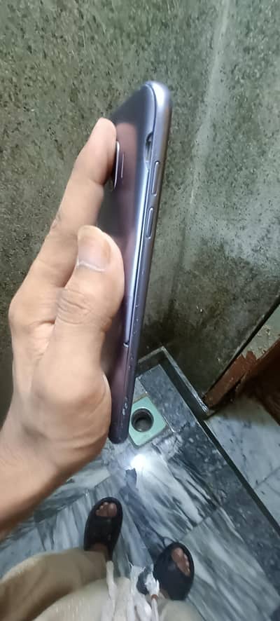 Samsung Mobile J4 bat kami pashi hojy gi