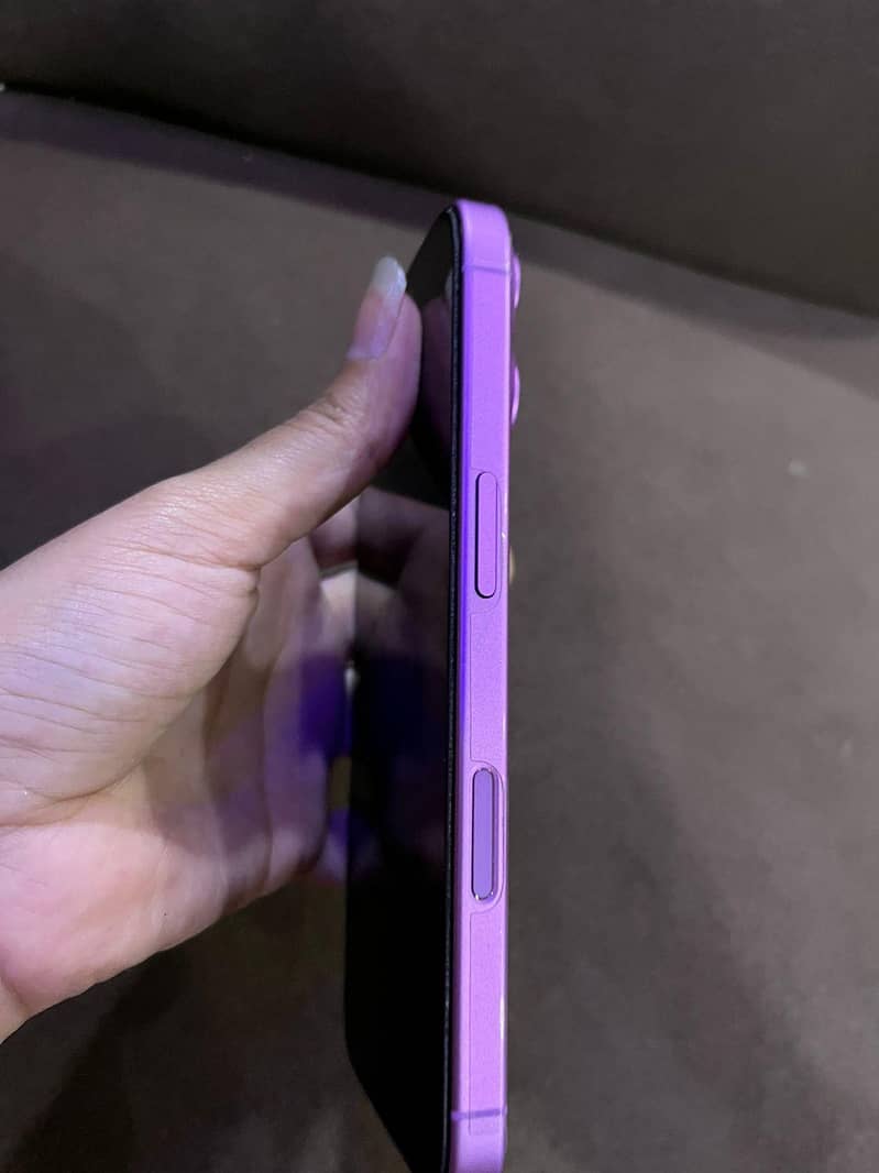 Apple iPhone 16 1