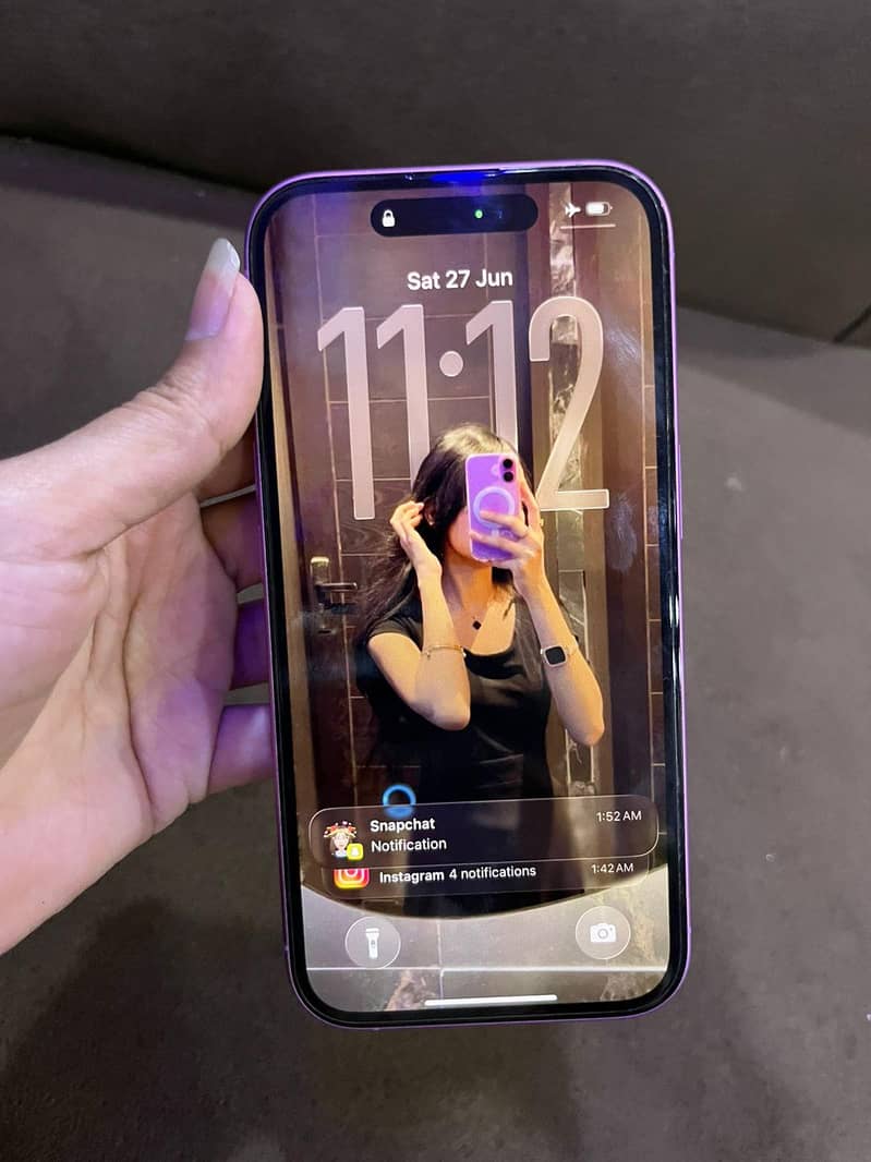 Apple iPhone 16 2