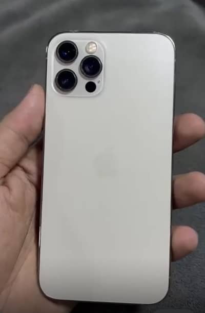 Apple iPhone 12 Pro