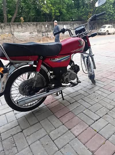 Honda CD 70 - 2015