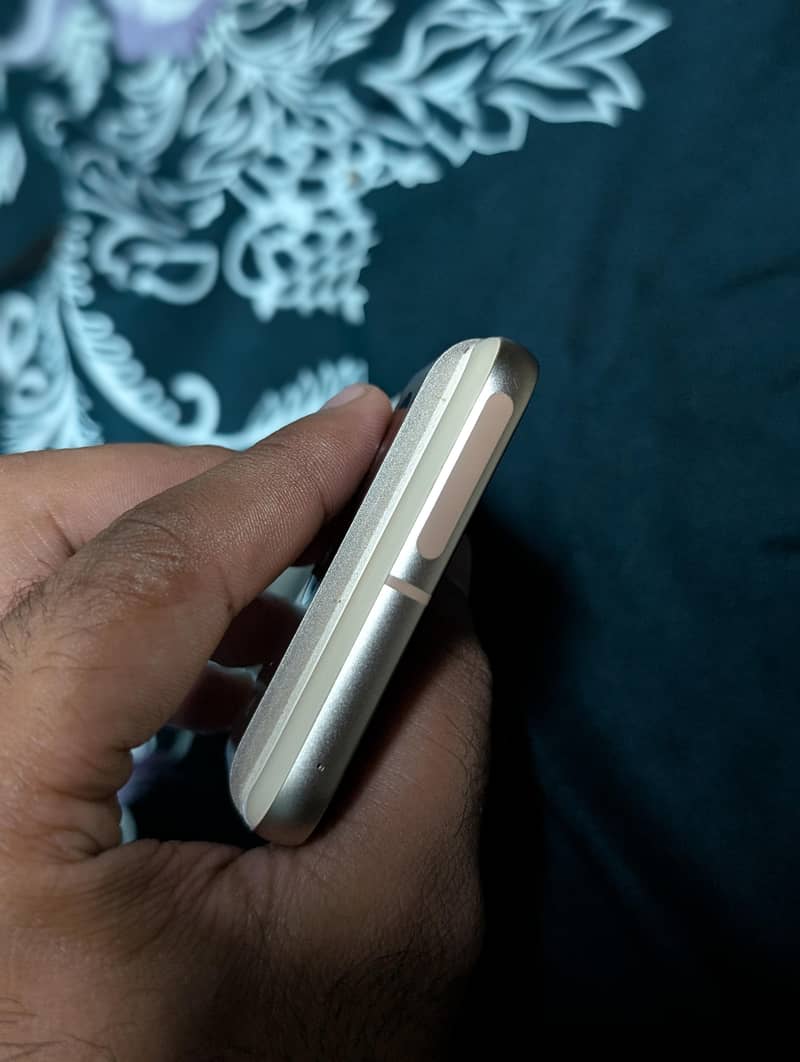 google pixel 8 5