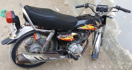 Sealed pack engine