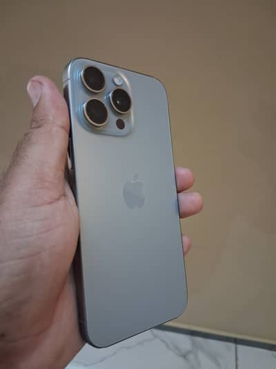 iPhone 15 Pro Max 87 battery