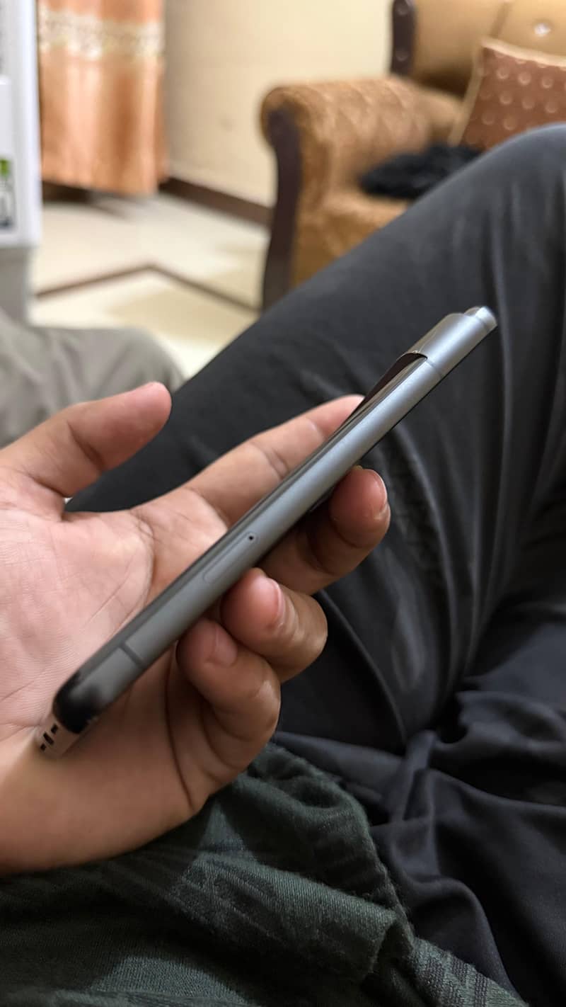 Google Pixel 8 3