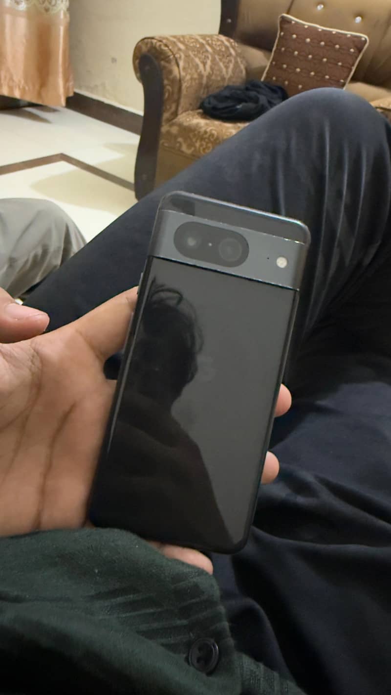 Google Pixel 8 5