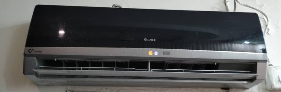 GREE 1 Ton Ac inverter full cooling 10/10