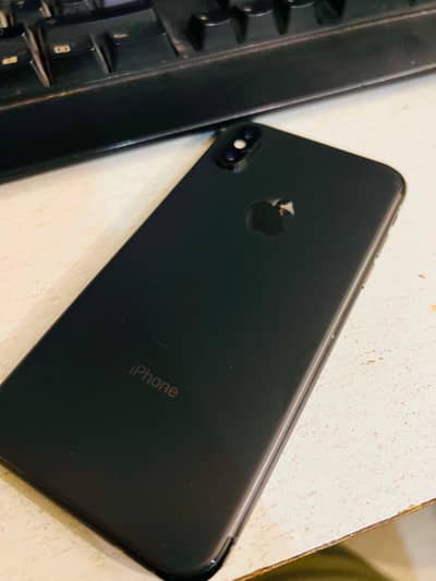 Apple iPhone X 64GB Approved