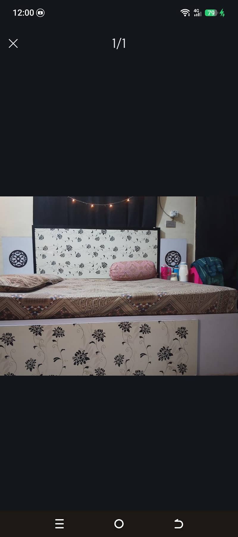 bed set. . 0