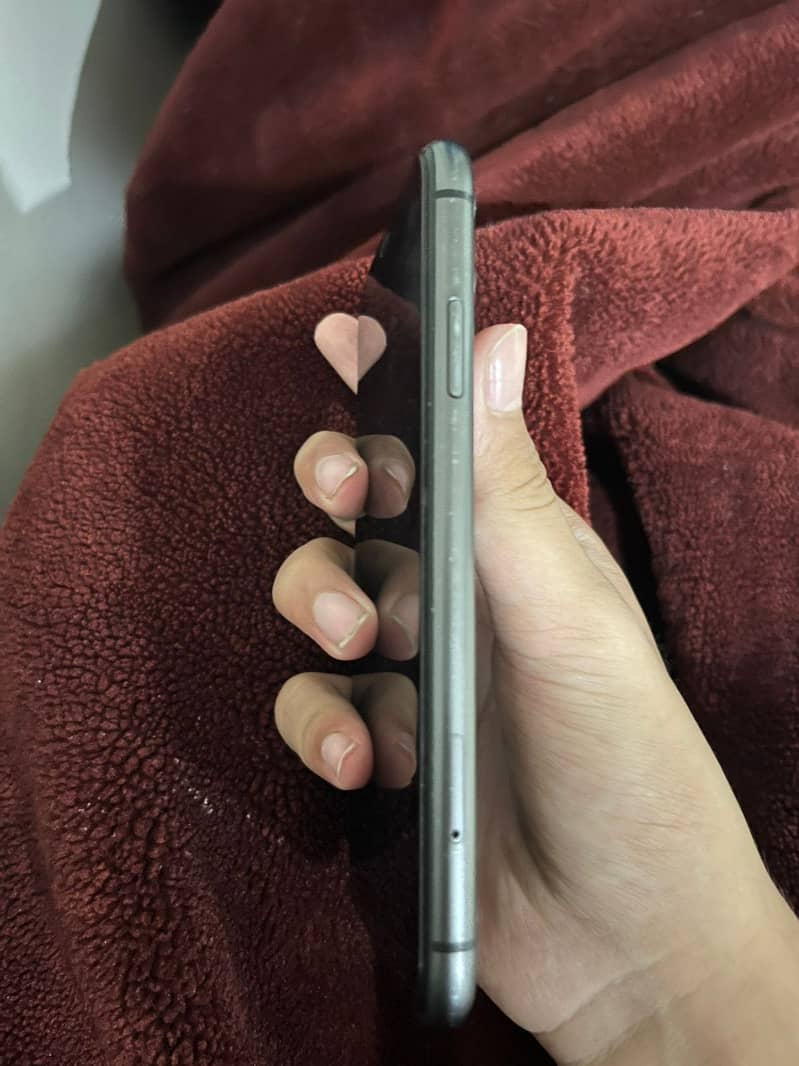 Apple iPhone 11 1