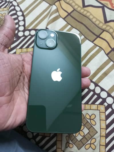 Apple iPhone 13
