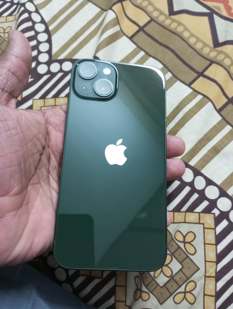 Apple iPhone 13 0