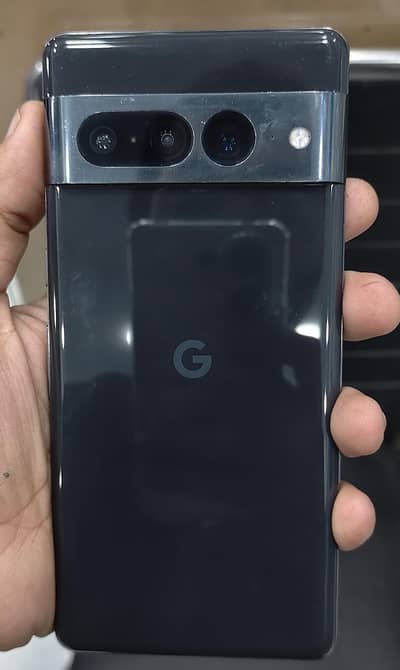 Google Pixel 7 Pro front line