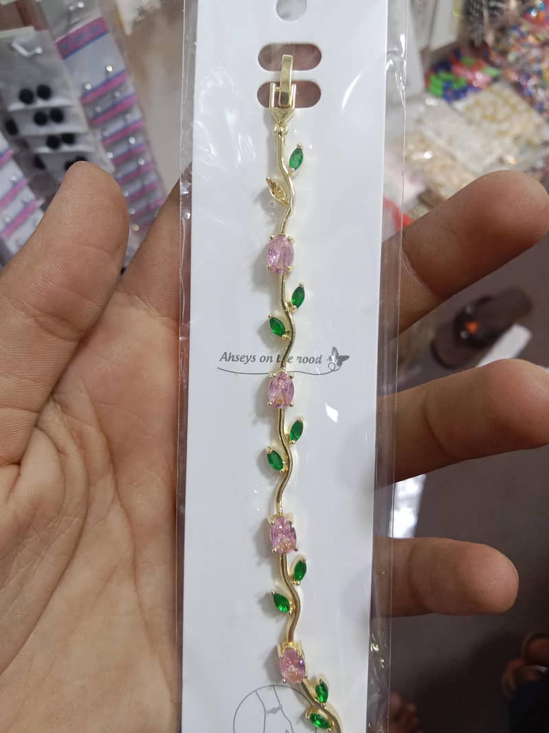 trending items 1