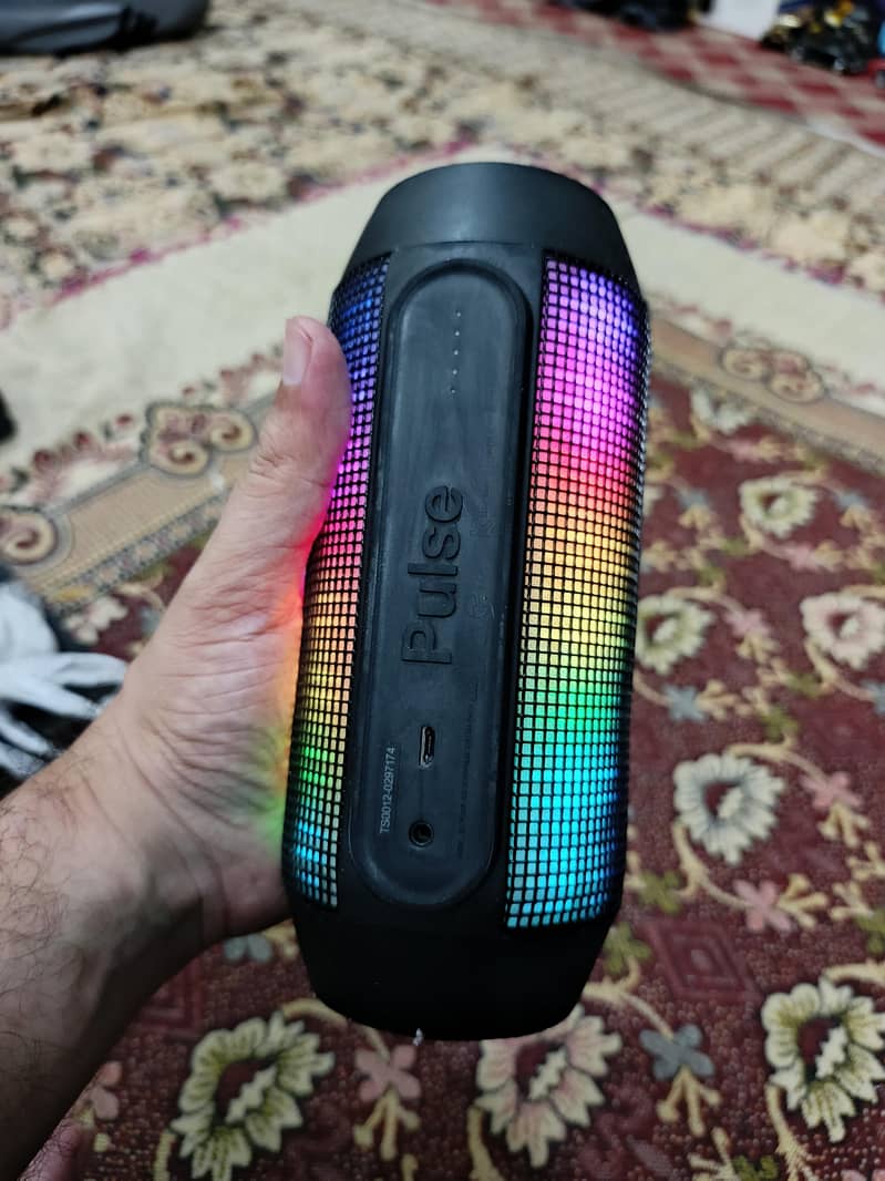 JBL PULSE 1