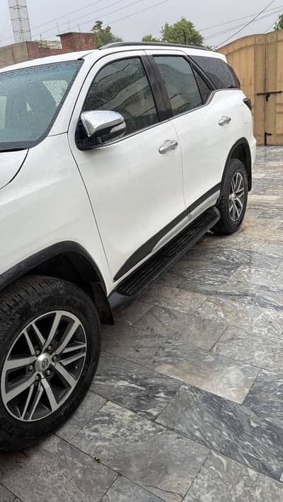 Toyota Fortuner 2017
