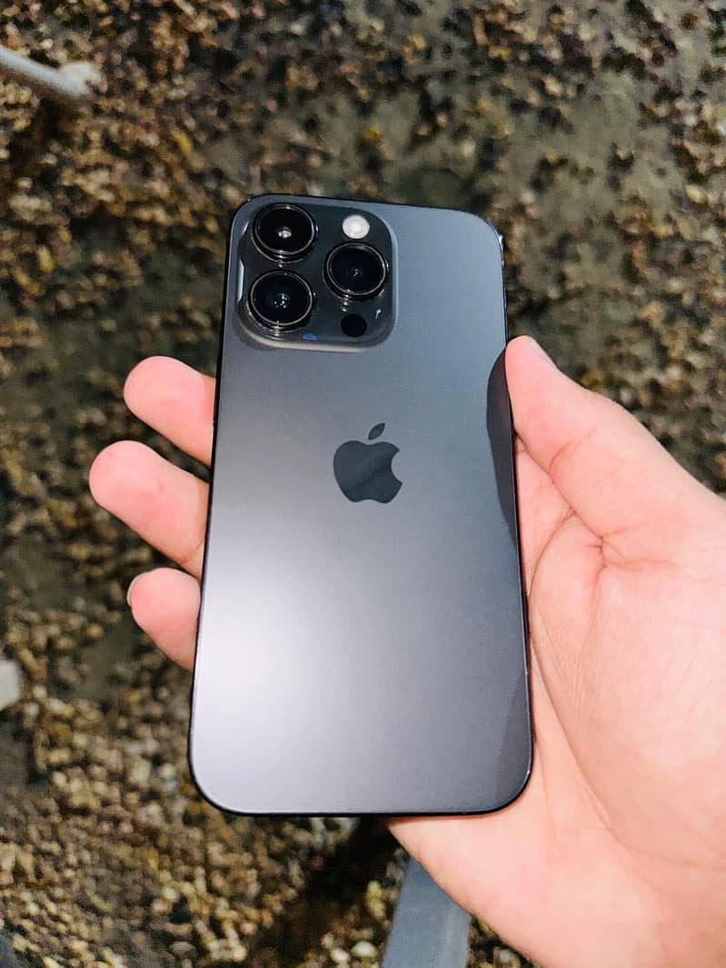 Apple iPhone 14 Pro 3