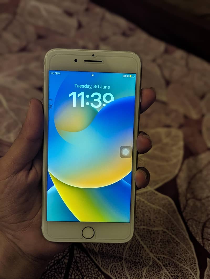 Apple iPhone 8 Plus 2