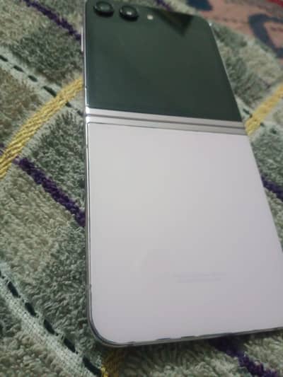 Samsung Mobile Z Flip 5