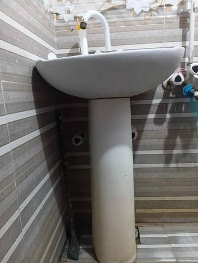 wash basin 3000 rs