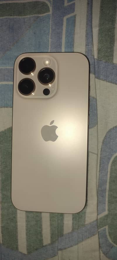Apple iPhone 16 Pro