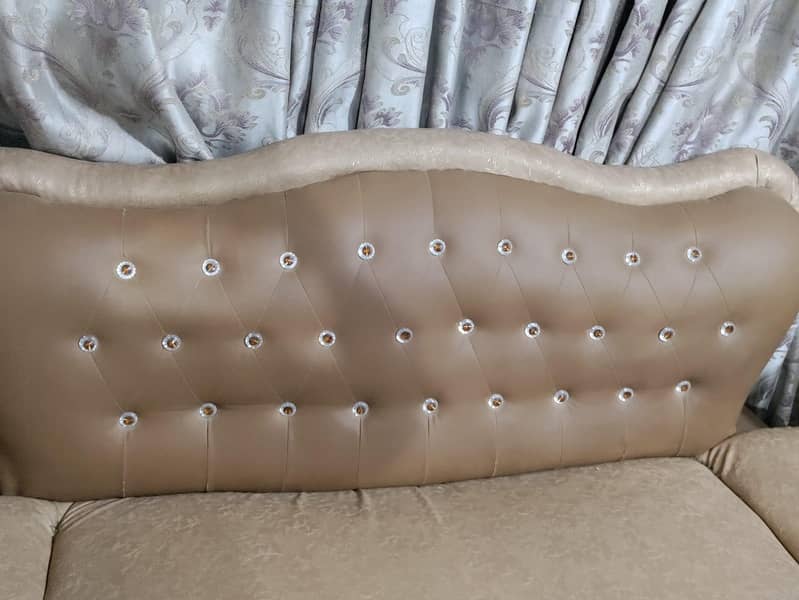 almost new condition 3