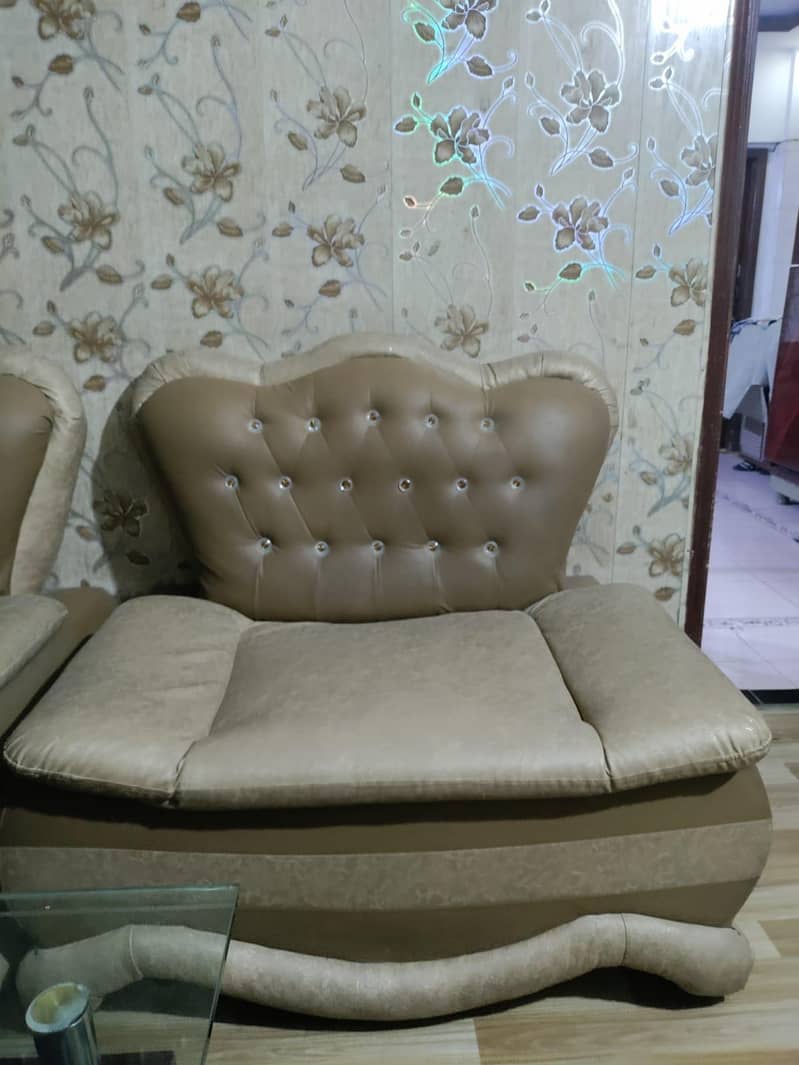 almost new condition 5