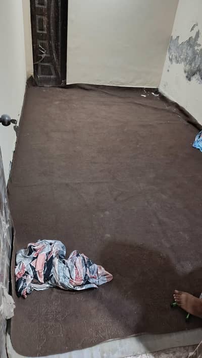 used carpet almost new with superb foam