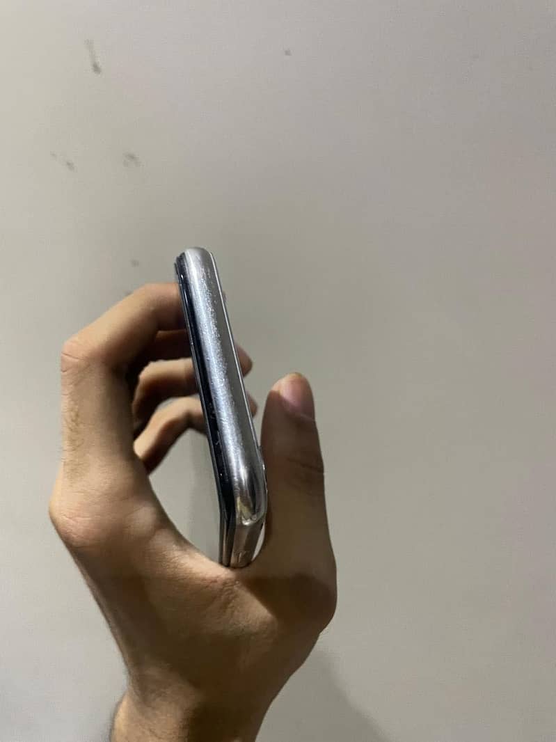 Apple iPhone X 2