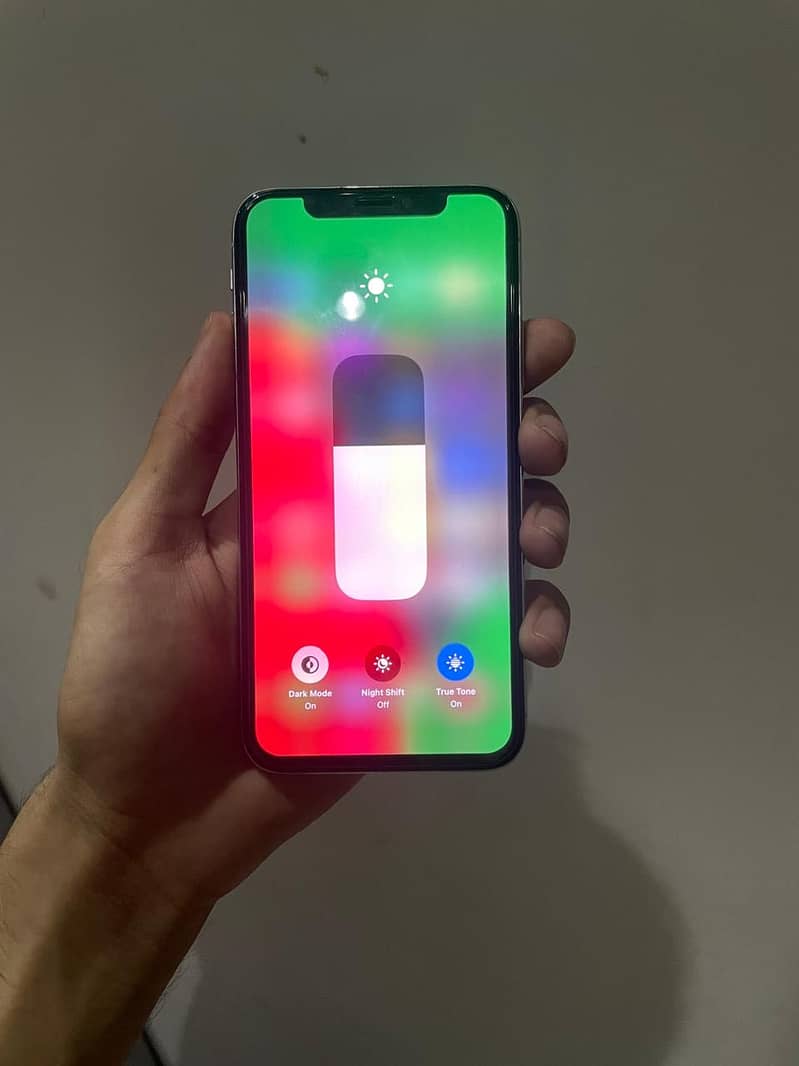 Apple iPhone X 5