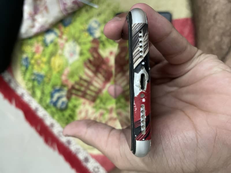 Apple iPhone 11 5