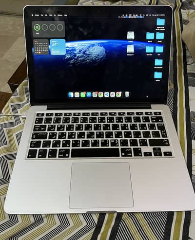 Macbook pro 2014-mid, 13 inch Retina, intel i5, 8gb Ram, 128gb SSD