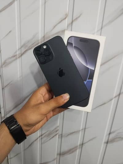 Apple iPhone 16 Pro Max