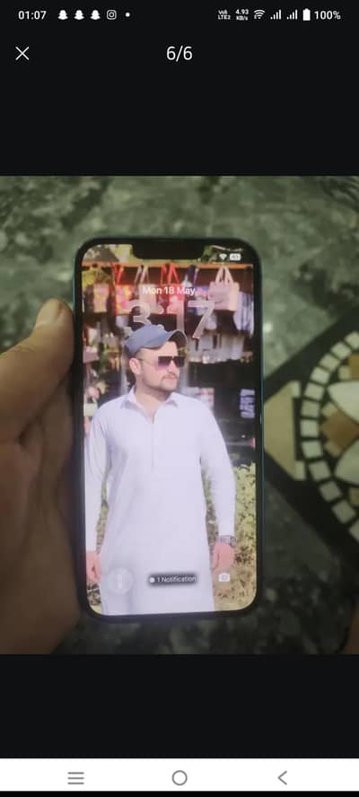 Apple iPhone 13