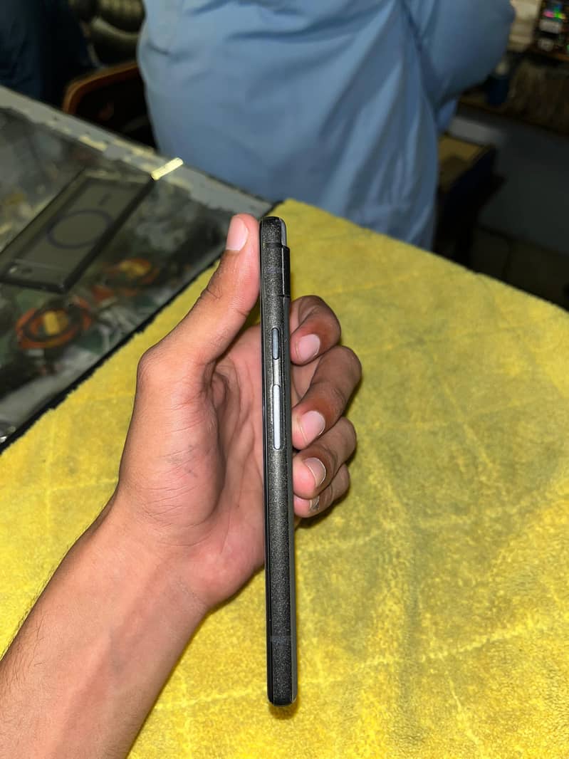 Google Pixel 6a 4