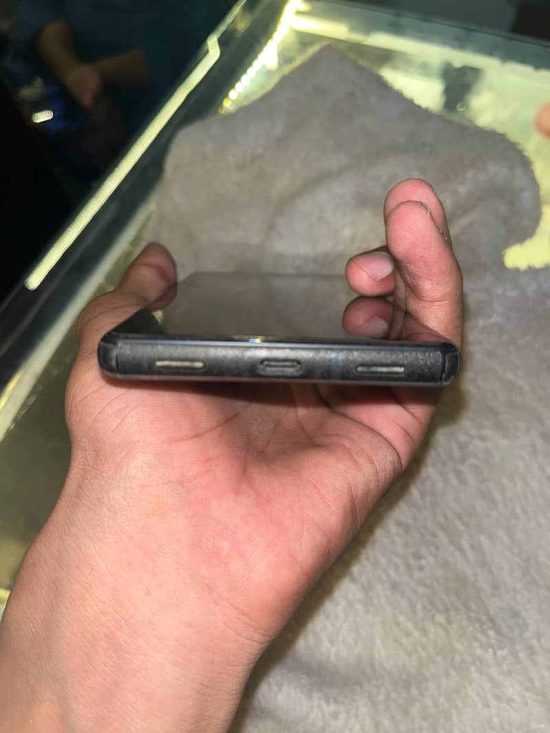 Google Pixel 6a 5
