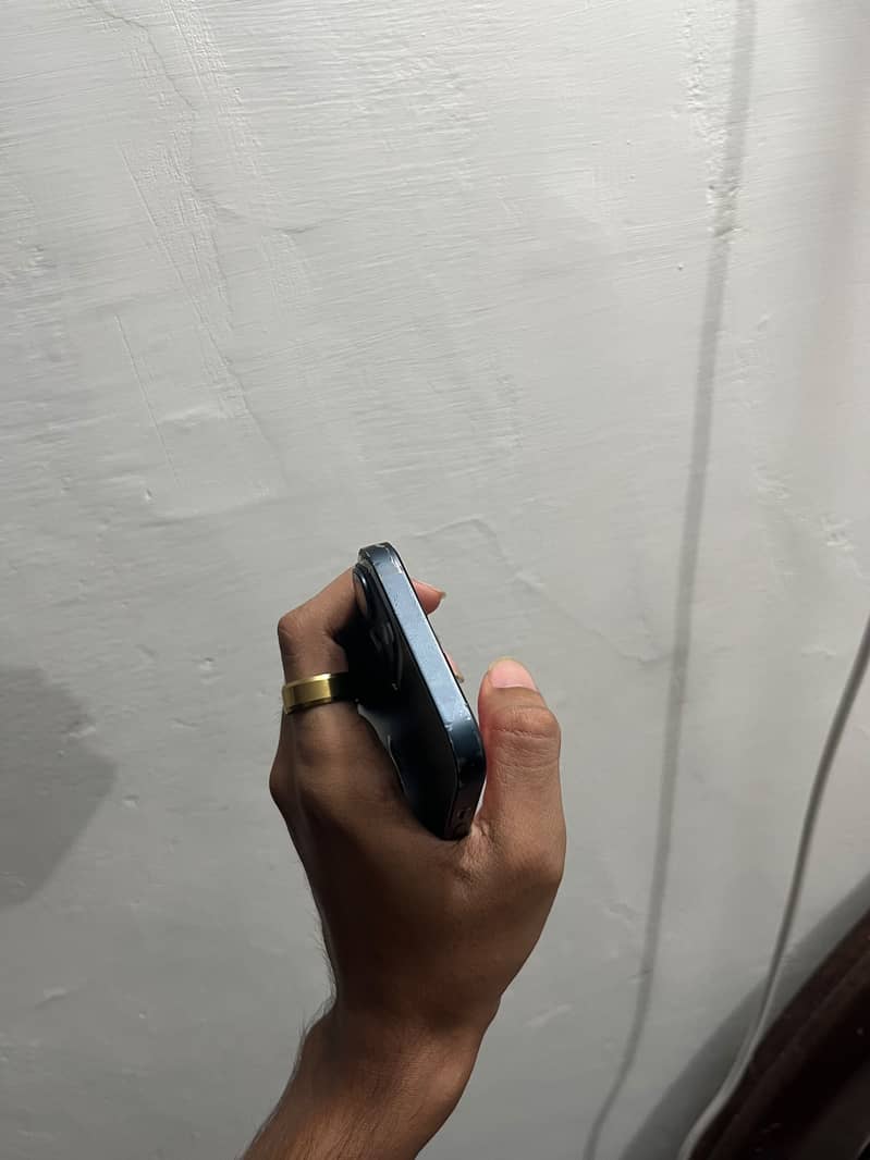 Apple iPhone 14 1