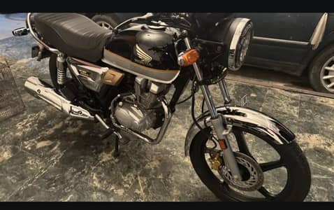 CG honda 150 black color