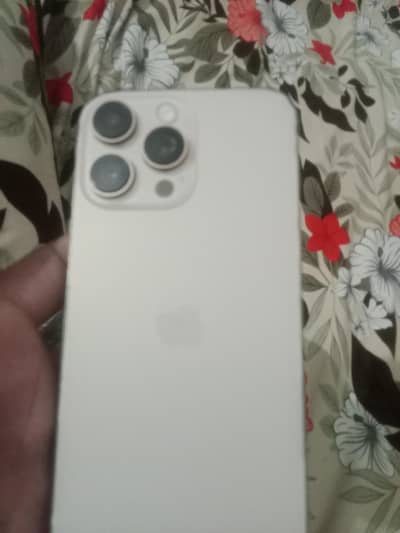 Apple iPhone 16 Pro Max