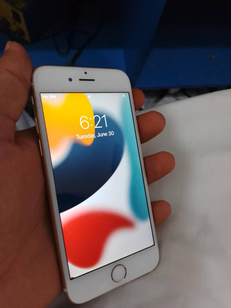Apple iPhone 8 Plus 1