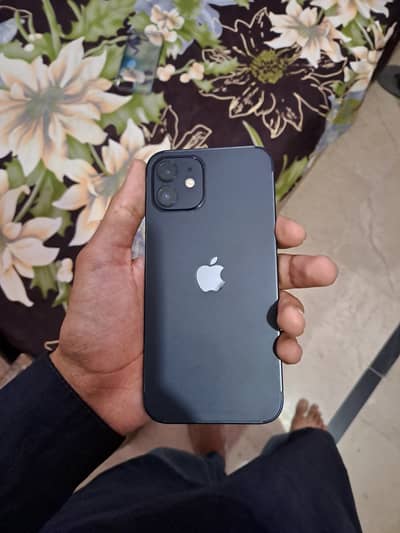 Apple iPhone 12 ( exchange possible with iphone 13)