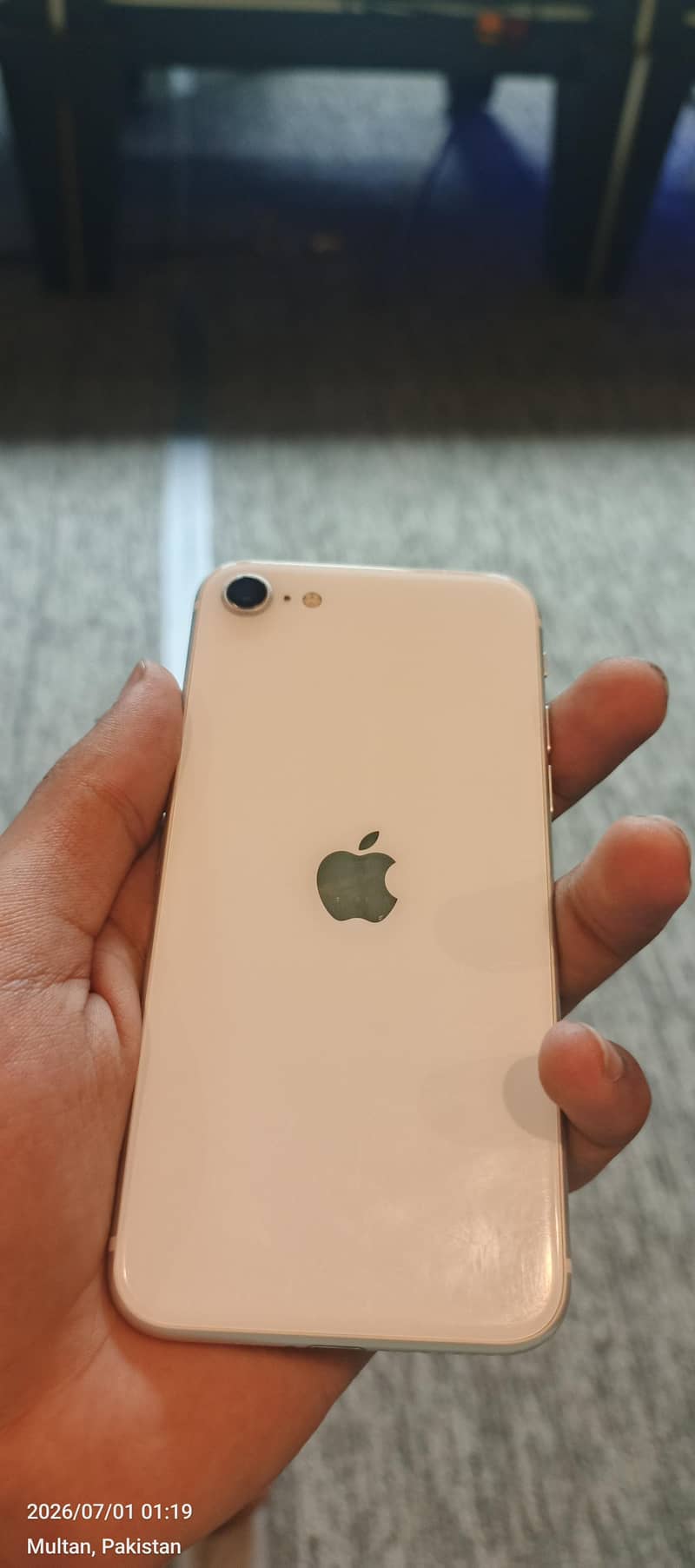 Apple iPhone SE 0
