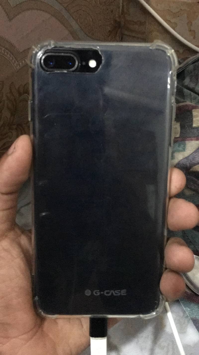 Apple iPhone 7 Plus 3