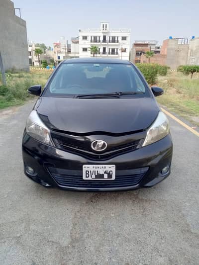 Toyota Vitz 2011/2015 Urgent sale 03124866257