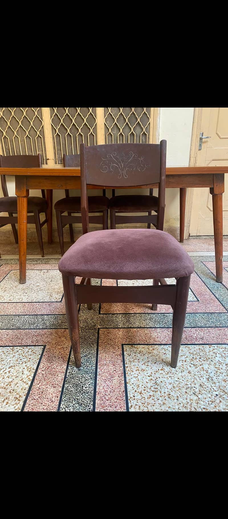 dining with 6chairs 1