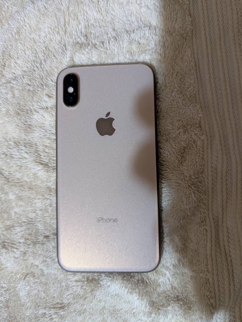 Apple iPhone XS 5