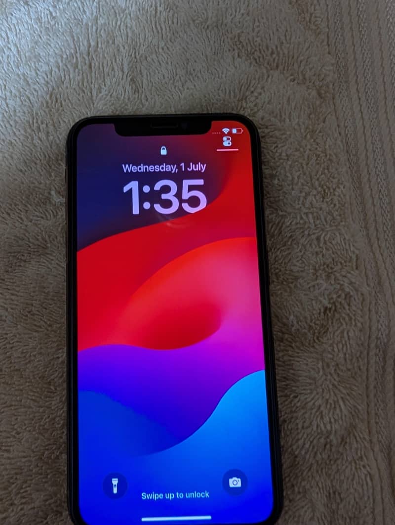 Apple iPhone XS 6