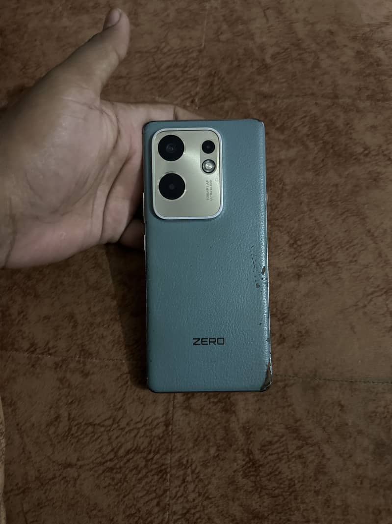 Infinix Zero 30 1