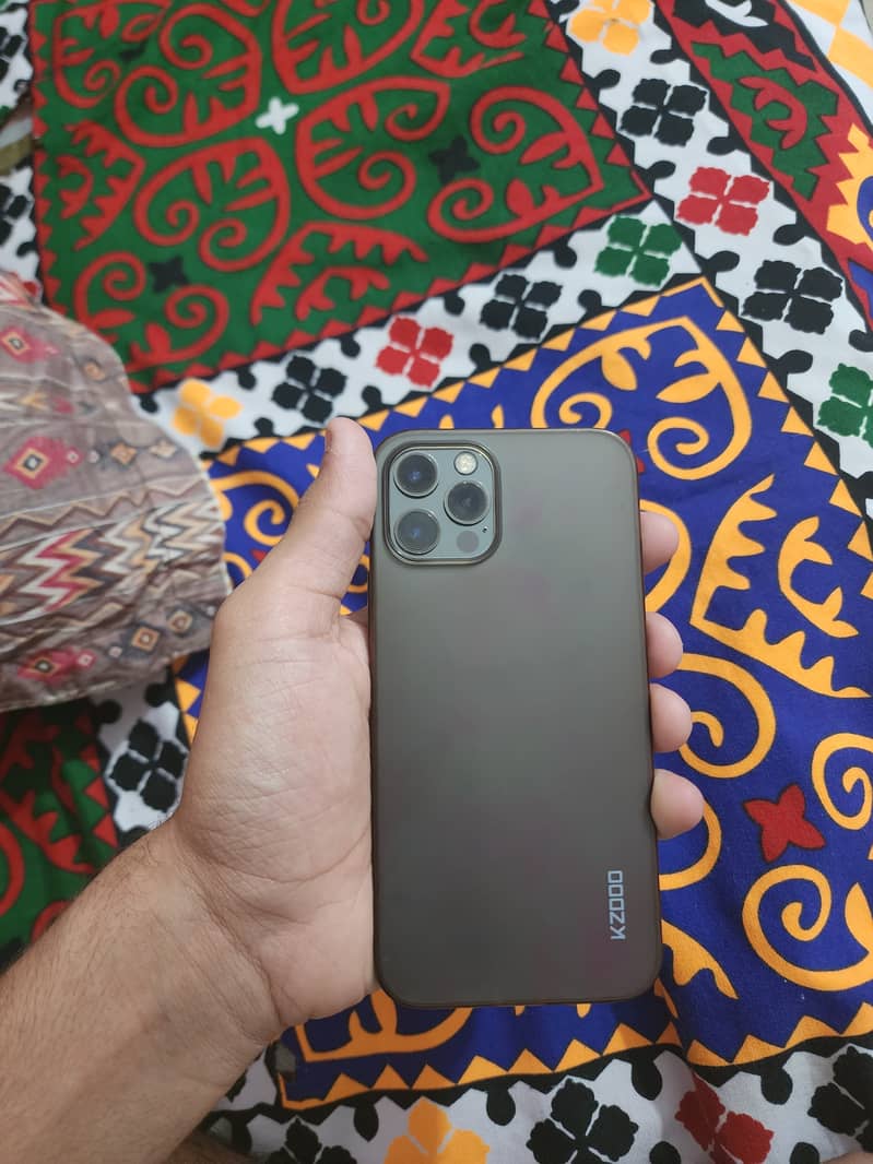 Apple iPhone 12 Pro 0
