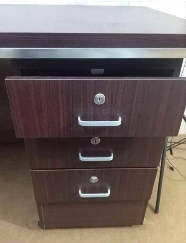 office table 0